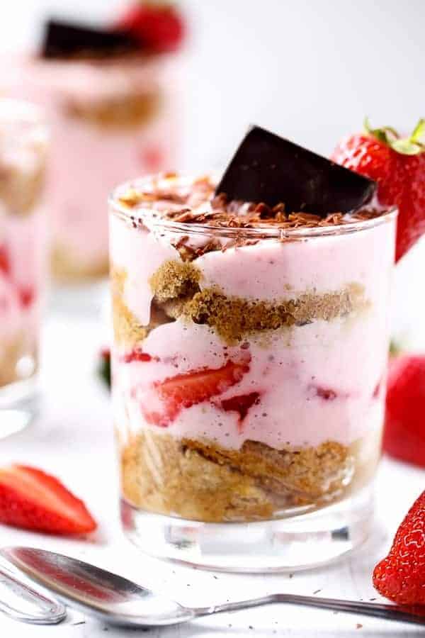 Strawberry Tiramisu Parfait: The Fresh & Low-Fat Twist
